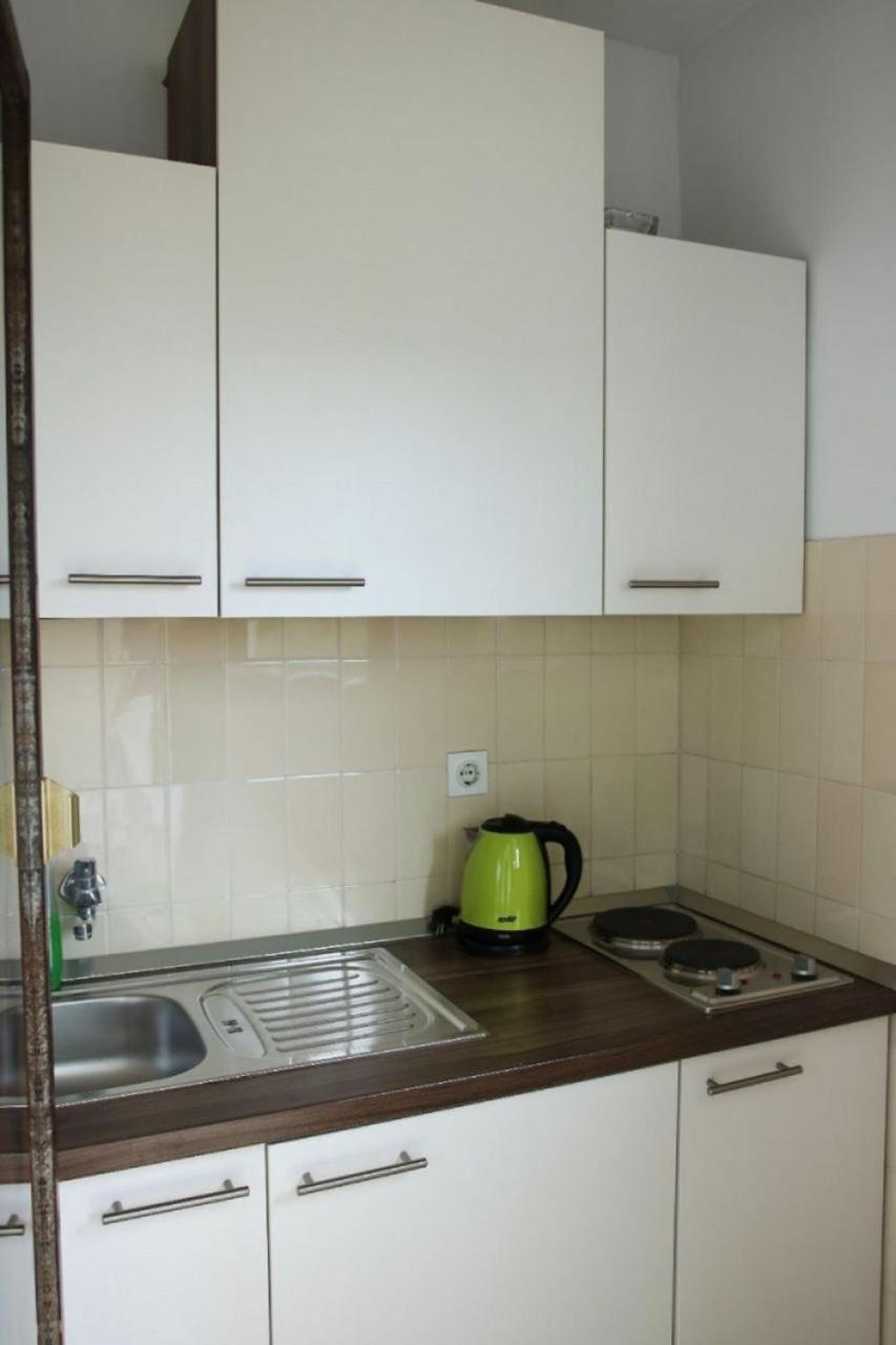 Apartments Zdravko - 150 M From Sandy Beach Дуче Экстерьер фото